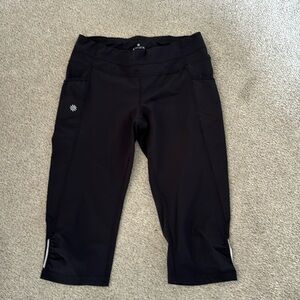 Athleta crop pants